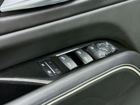 Used 2023 Cadillac Escalade ESV Sport Platinum w/ LPO, ONYX Package image 16