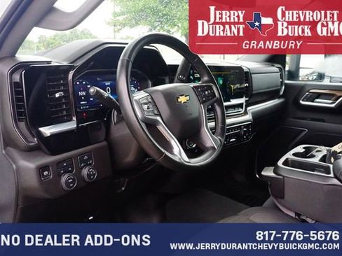 Used 2025 Chevrolet Silverado 2500 LT w/ Convenience Package AWD/4WD image 19
