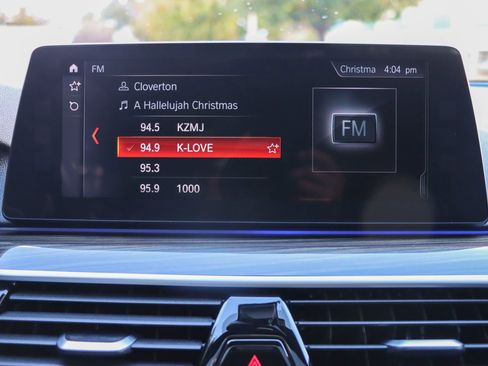 Used 2018 BMW 530e image 36