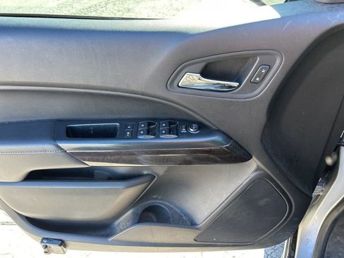 Used 2016 GMC Canyon SLE w/ SLE Convenience Package image 10