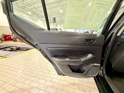 Used 2024 Nissan Altima 2.5 SV FWD image 24