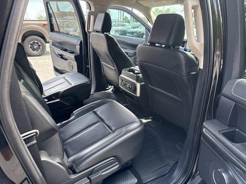 Used 2022 Ford Expedition Max XLT AWD/4WD image 27