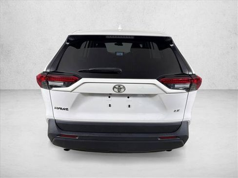 Used 2024 Toyota RAV4 LE FWD image 4