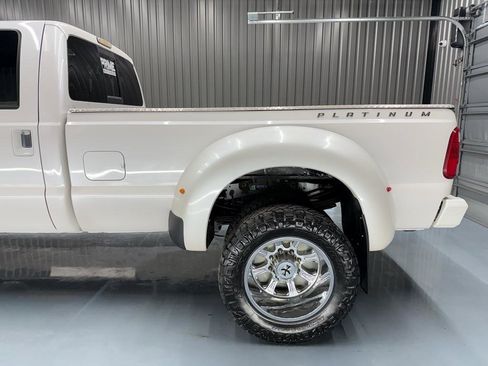 Used 2014 Ford F350 Platinum w/ FX4 Off-Road Package image 5