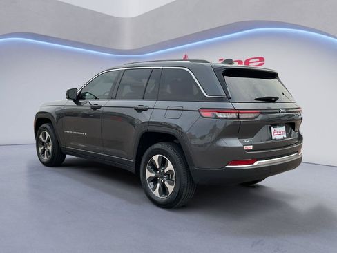 Used 2022 Jeep Grand Cherokee Limited 4xe AWD/4WD image 3