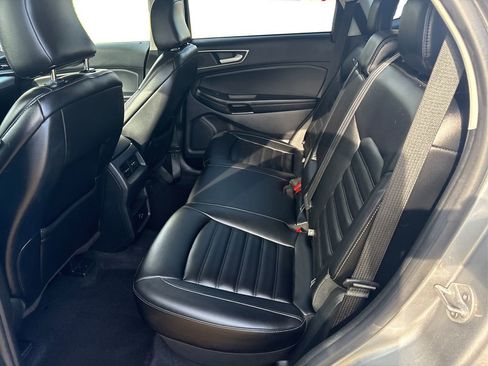 Used 2022 Ford Edge SEL image 10