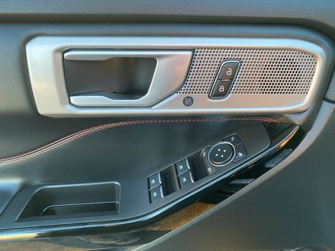 Used 2023 Ford Explorer ST-Line w/ Class IV Trailer Tow Package image 27