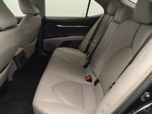 Used 2023 Toyota Camry XLE w/ Navigation Package image 18