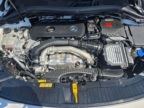 Used 2026 Mercedes-Benz GLA 250 4MATIC image 10