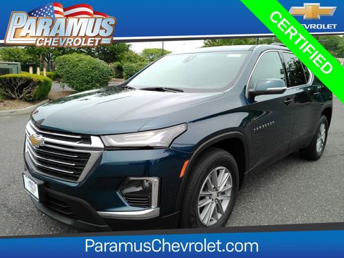 Certified 2023 Chevrolet Traverse LT w/ LPO, Floor Liner Package AWD/4WD image 1