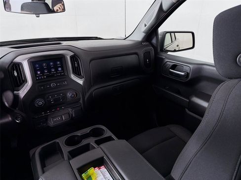 Used 2024 Chevrolet Silverado 1500 Custom image 21