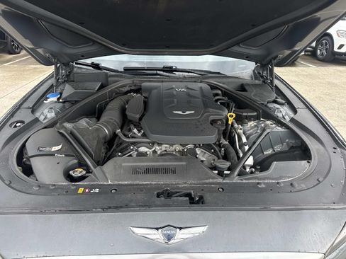 Used 2018 Genesis G80 3.8 RWD image 10