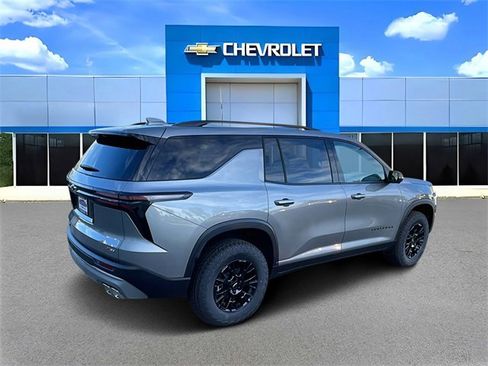 New 2026 Chevrolet Traverse Z71 w/ Driver Confidence Package image 3