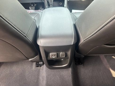 Used 2021 Chevrolet Colorado Z71 w/ Safety Package AWD/4WD image 30