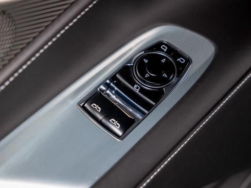 Used 2025 Chevrolet Corvette Z06 image 40