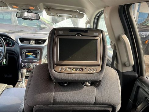 Used 2016 Chevrolet Traverse LT FWD image 32