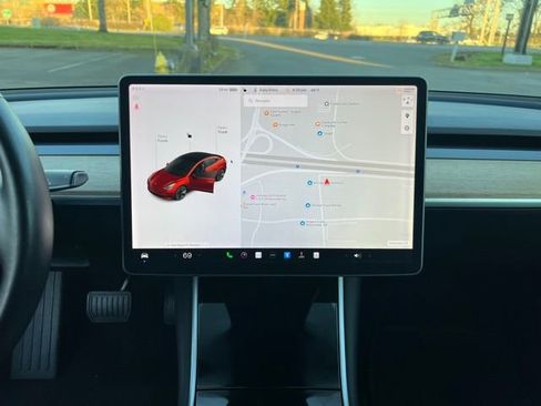 Used 2018 Tesla Model 3 Long Range image 22