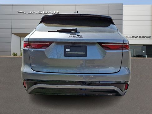 Certified 2025 Jaguar F-PACE R-Dynamic S image 7