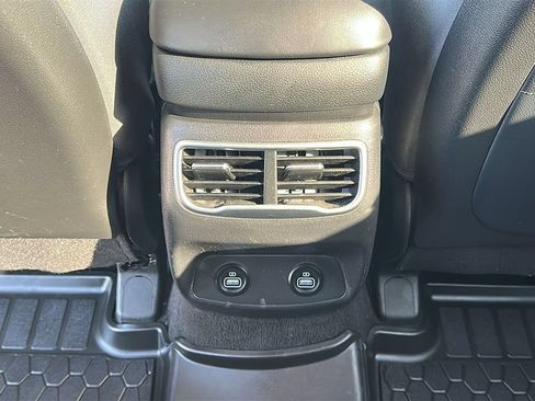 Used 2022 Hyundai Santa Fe XRT AWD/4WD image 30