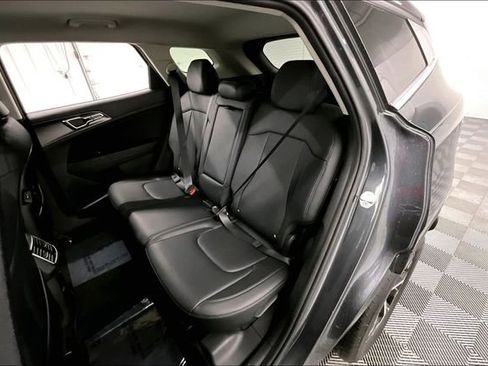 Used 2024 Kia Sportage EX FWD image 24