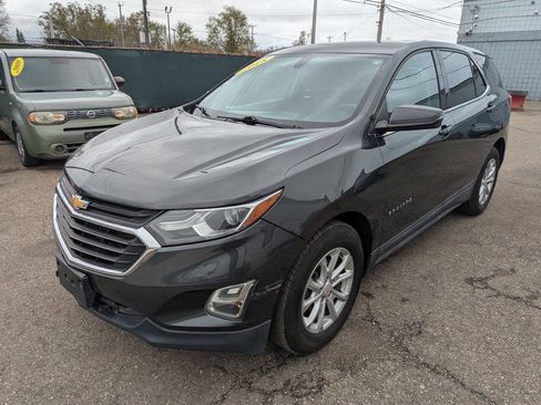 Used 2018 Chevrolet Equinox LT image 3