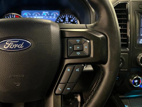 Used 2019 Ford Expedition Limited w/ Equipment Group 301A AWD/4WD image 14