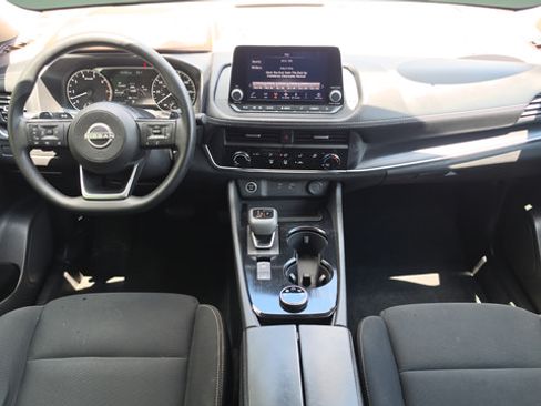 Used 2023 Nissan Rogue S AWD/4WD image 9