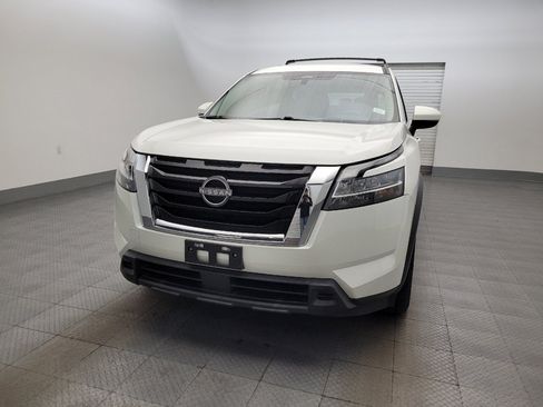 Used 2022 Nissan Pathfinder SV FWD image 15