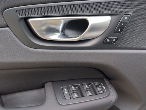 New 2026 Volvo XC60 B5 Plus w/ Protection Package Premier image 15