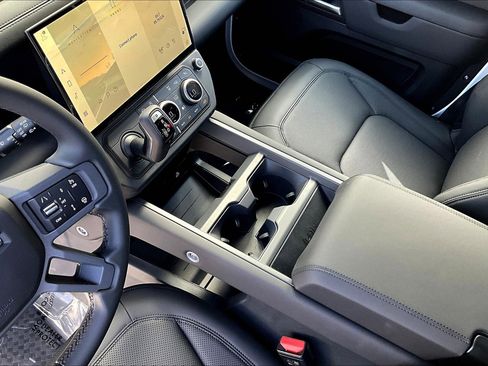 New 2026 Land Rover Defender 110 S image 8
