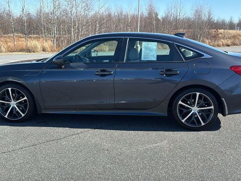 Used 2023 Honda Civic Touring image 12