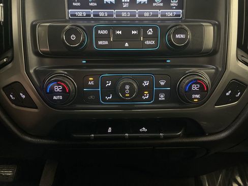 Used 2018 Chevrolet Silverado 1500 LT w/ All Star Edition AWD/4WD image 11