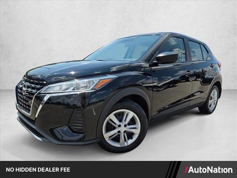Used 2023 Nissan Kicks S FWD image 1