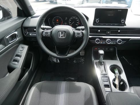Used 2025 Honda Civic Sport image 13