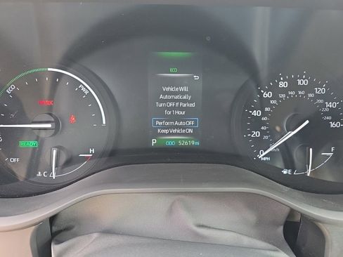 Used 2024 Toyota Sienna XLE image 26