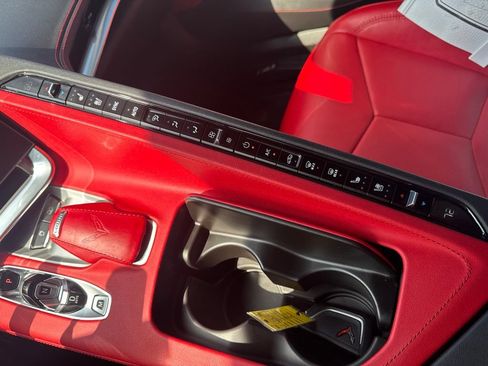 Used 2023 Chevrolet Corvette Stingray Preferred Conv w/ Z51 Performance Package RWD image 8