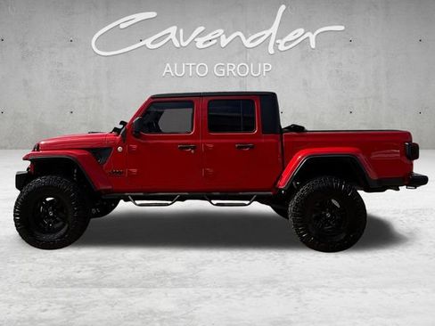 Used 2021 Jeep Gladiator Sport AWD/4WD image 13