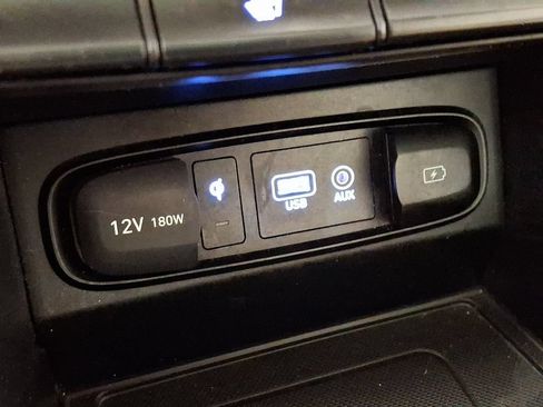 Used 2020 Hyundai Santa Fe SEL AWD/4WD image 25