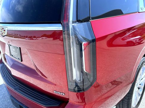 Certified 2024 Cadillac Escalade Premium Luxury w/ Performance Package AWD/4WD image 15