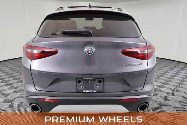 Used 2019 Alfa Romeo Stelvio Sport w/ Quick Order Package 22K Sport RWD image 8