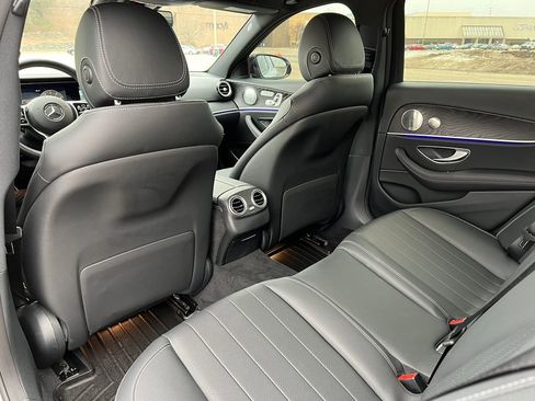 Used 2020 Mercedes-Benz E 450 4MATIC Sedan image 38