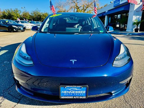 Used 2018 Tesla Model 3 Long Range image 6