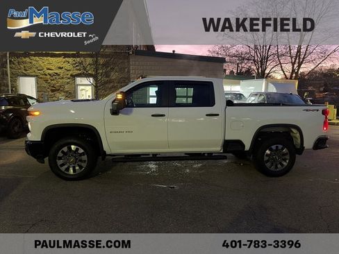 Used 2025 Chevrolet Silverado 2500 Custom w/ Custom Value Package image 2