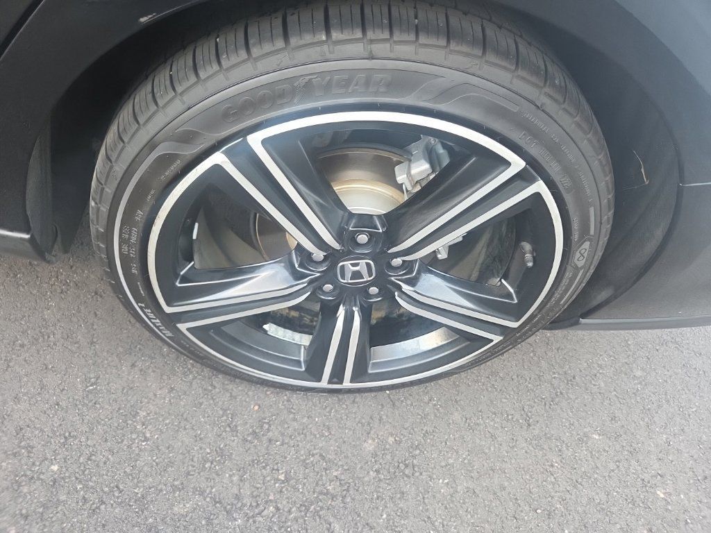 Used 2025 Honda Accord Sport image 18