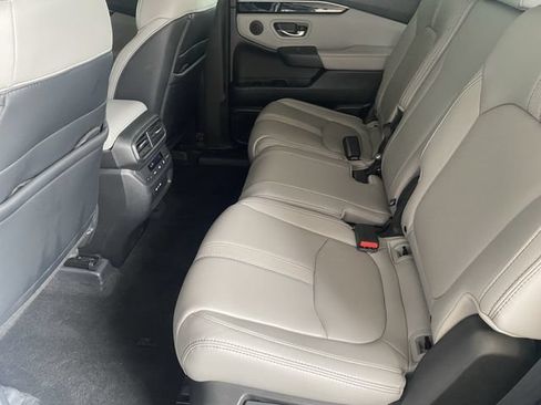 Certified 2025 Honda Pilot EX-L image 18
