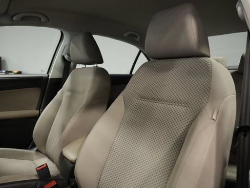 Used 2014 Volkswagen Jetta S FWD image 14