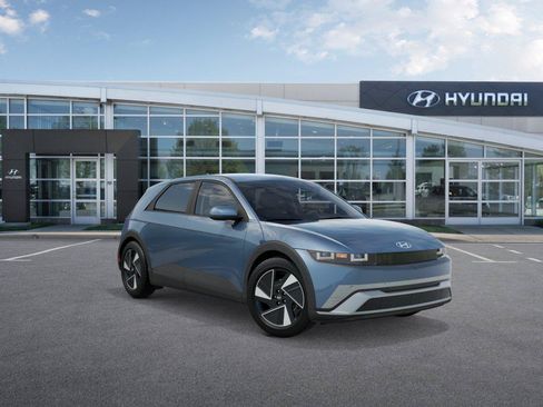 New 2026 Hyundai Ioniq 5 SEL AWD/4WD image 2