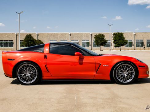 Used 2011 Chevrolet Corvette Z06 RWD image 16