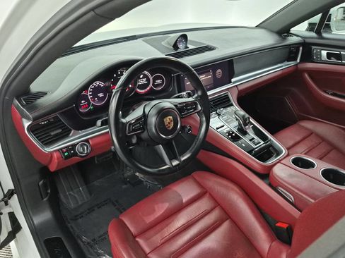 Used 2023 Porsche Panamera Platinum Edition w/ Sport Chrono Package RWD image 4