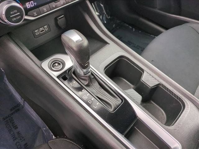 Used 2021 Nissan Sentra SV FWD image 12